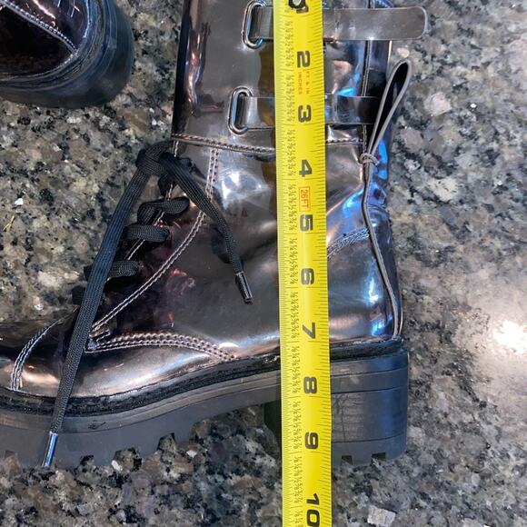 DKNY Womens Bart Metallic Gunmetal Double Buckle Strap Back Pull Tab Boot Size 6 - Picture 4 of 7